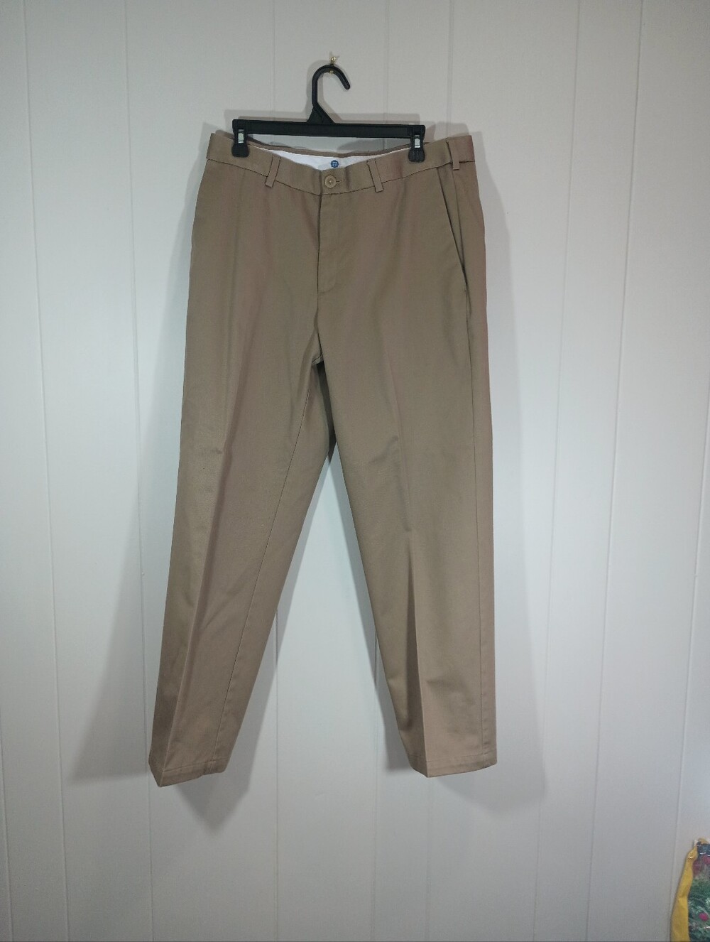 Haggar 100% Cotton Men's Tan Chinos - Slim Straight